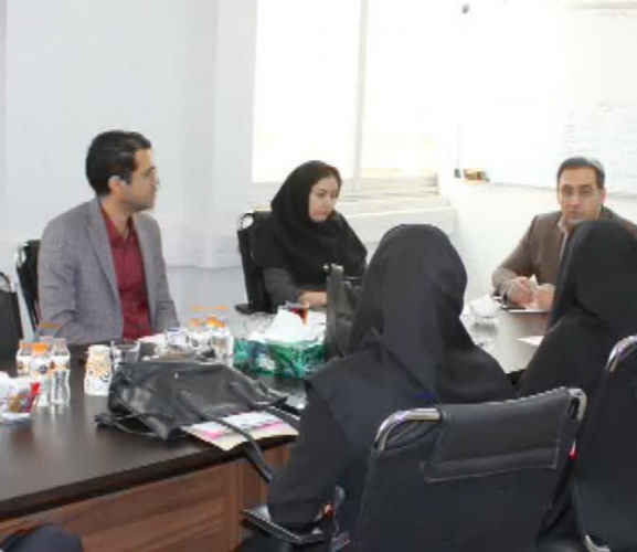 برگزاری نخستین نشست مرکز تحقیقات عوامل اجتماعی مؤثر بر سلامت: بررسی اهداف و برنامههای راهبردی