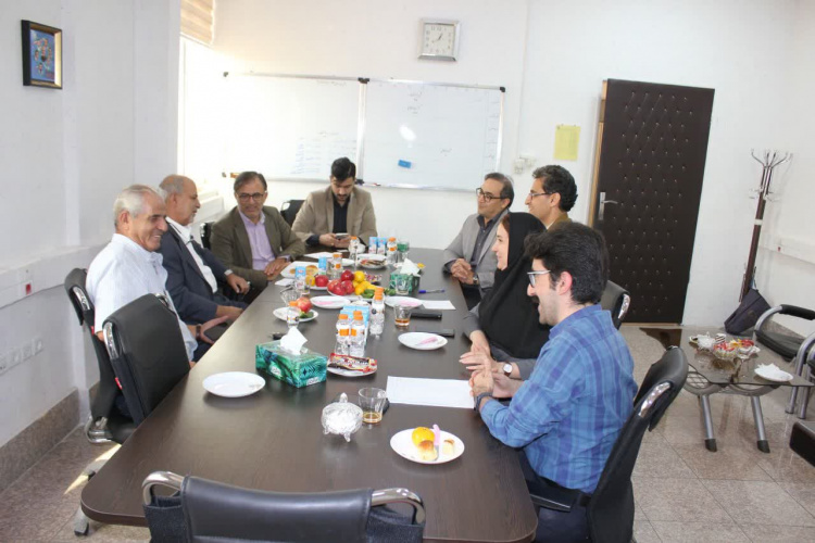 واگذاری یک ساختمان توسط خیر نیک اندیش مکبری برای ایجاد مرکز رشد و نوآوری دانشگاه علوم پزشکی